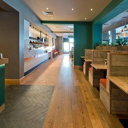 Premier Inn Premier Inn Skegness Seafront Экстерьер фото